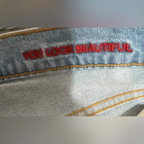 Alice + Olivia "Beautiful" High-Rise Bell Bottom Jeans - Floral Embroidered NWT - Picture 14 of 16